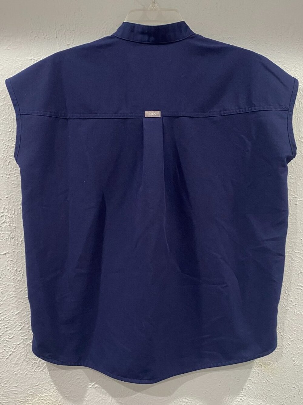 FIGS Rafaela Oversized Scrub top, women's size XS in navy. EUC - Picture 3 of 6